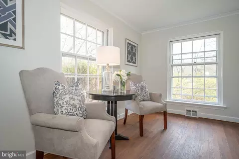 Living - 528 Tory Hill Rd, Devon, PA 19333 photo 4 of 6