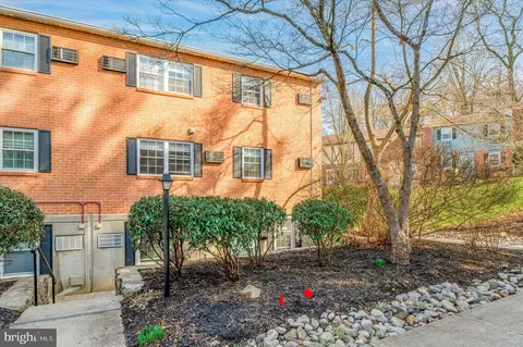 207 Walnut Hill Rd #A14, West Chester, PA 19382