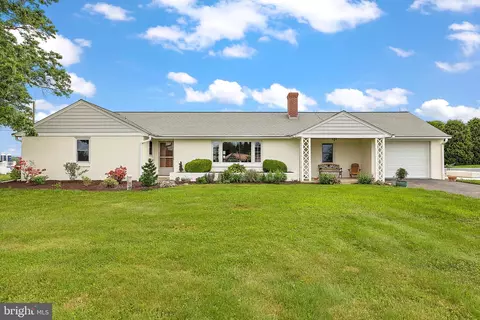 140 Granite Dr, Oxford, PA 19363