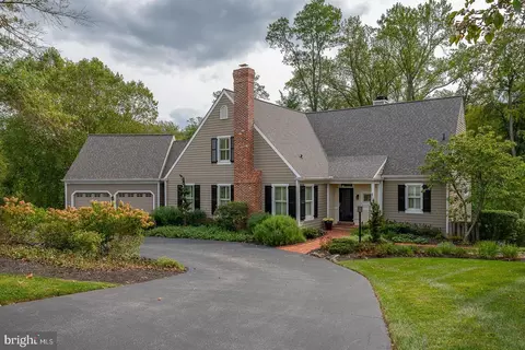 35 Spring Hill Ln, Phoenixville, PA 19460