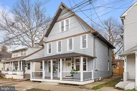 115 Jefferson Ave, Downingtown, PA 19335
