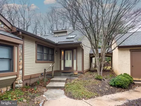 673 Heatherton Ln, West Chester, PA 19380