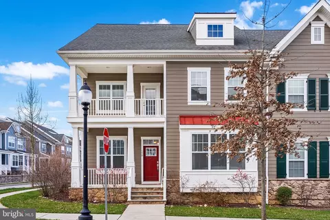 158 Spring Oak Dr, Malvern, PA 19355