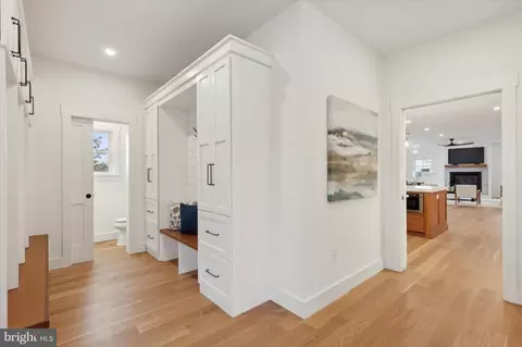 Entry Way - 225 Bella Vista Rd, Devon, PA 19333 photo 1 of 2