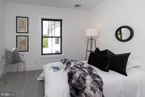 Bedroom - 993 Fairview Ave, Wayne, PA 19087 photo 5 of 12