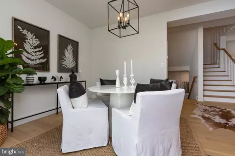 Dining - 993 Fairview Ave, Wayne, PA 19087 photo 1 of 2