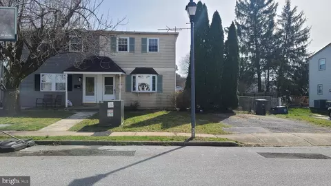 512 Grant Ave, Downingtown, PA 19335