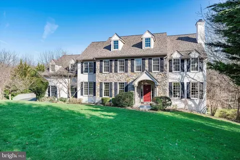 992 Whitetail Ln, West Chester, PA 19382