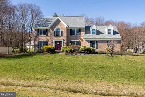 301 N Cote Cir, Exton, PA 19341