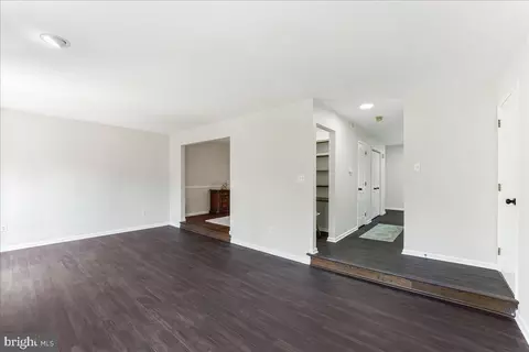 Living - 7 Painters Ln, Chesterbrook, PA 19087 photo 4 of 5