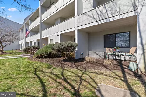 342 Summit House, West Chester, PA 19382