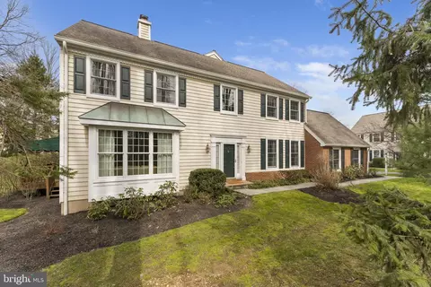 163 Kentsdale Ct, Malvern, PA 19355