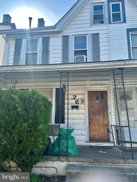 76 Pennsylvania Ave, Coatesville, PA 19320