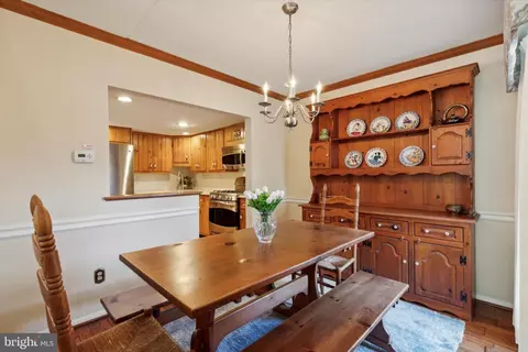 Dining - 64 Old Forge Xing, Devon, PA 19333 photo 2 of 2