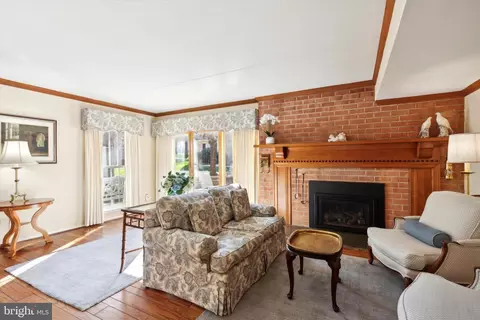 Living - 64 Old Forge Xing, Devon, PA 19333 photo 2 of 2