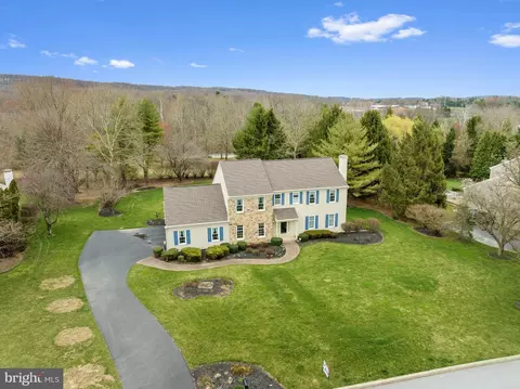 38 Craig Ln, Malvern, PA 19355