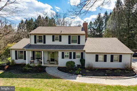 806 Harmony Hill Rd, West Chester, PA 19380