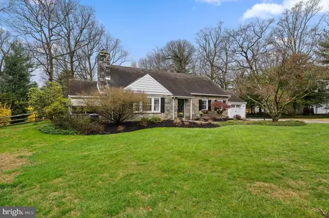 Exterior - 436 W Valley Rd, Wayne, PA 19087 photo 2 of 12