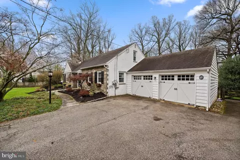 Exterior - 436 W Valley Rd, Wayne, PA 19087 photo 4 of 12