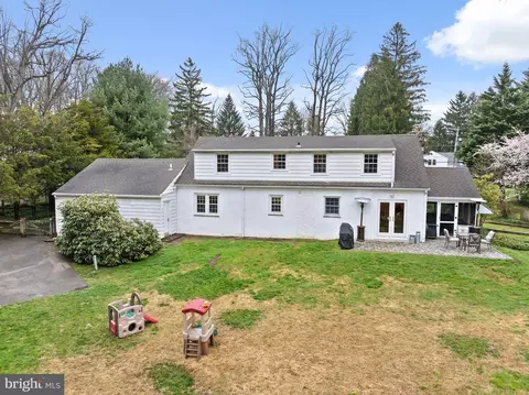 Exterior - 436 W Valley Rd, Wayne, PA 19087 photo 11 of 12