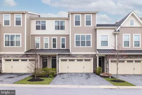 324 Redbud Ln, Kennett Square, PA 19348