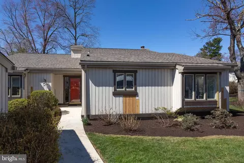 292 Devon Ln, West Chester, PA 19380