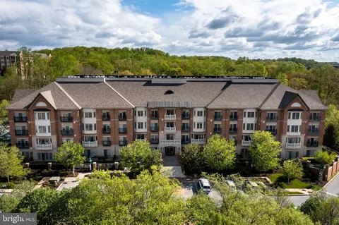 510 Wellington Sq #405, Exton, PA 19341
