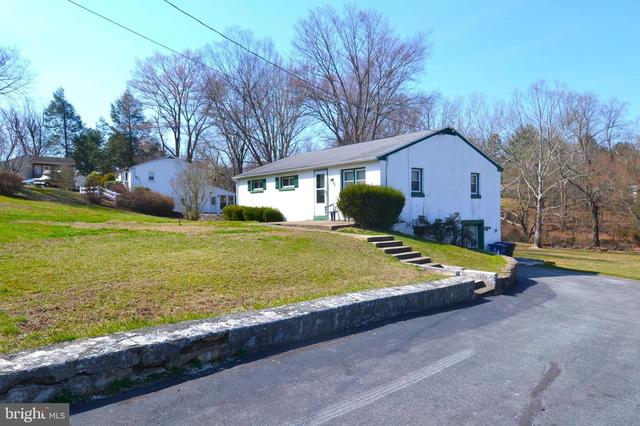 744 Corner Ketch Rd, Downingtown, PA 19335