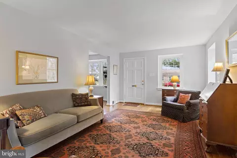 Entry Way - 228 Dorset Rd, Devon, PA 19333 photo 2 of 7