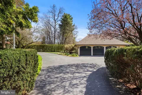 Exterior - 35 Deepdale Rd, Wayne, PA 19087 photo 10 of 41