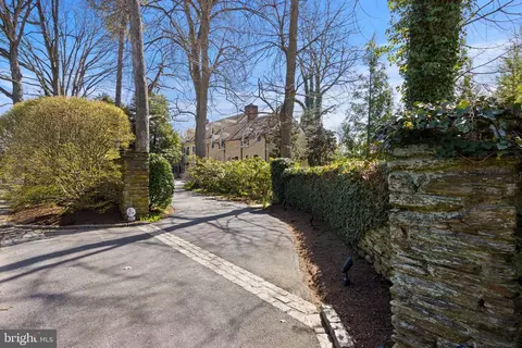 Exterior - 35 Deepdale Rd, Wayne, PA 19087 photo 5 of 41