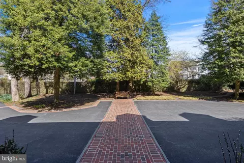View/Area - 35 Deepdale Rd, Wayne, PA 19087 photo 3 of 11