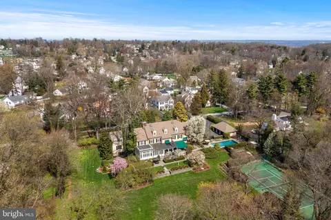 View/Area - 35 Deepdale Rd, Wayne, PA 19087 photo 5 of 11