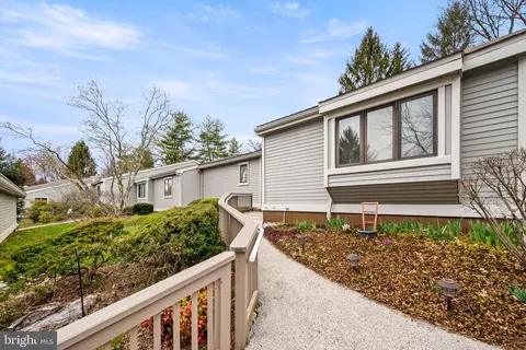 744 Inverness Dr, West Chester, PA 19380
