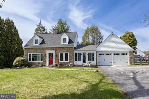 329 Taylors Mill Rd, West Chester, PA 19380