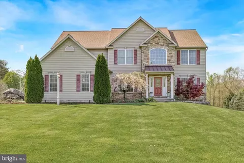 35 Sage Dr, Pottstown, PA 19465