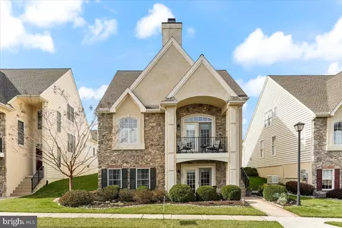 117 Longo Dr, Avondale, PA 19311