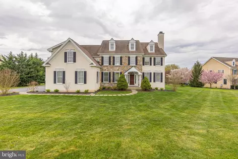 26 Cumberland Dr, Downingtown, PA 19335