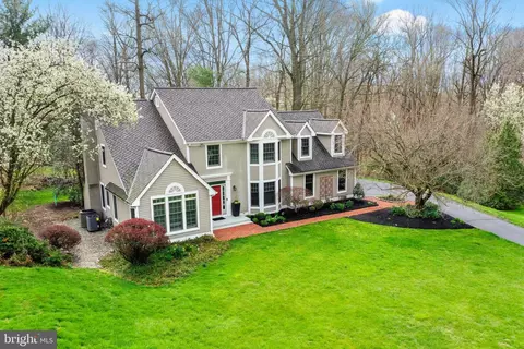 3 Queens Ct, Landenberg, PA 19350