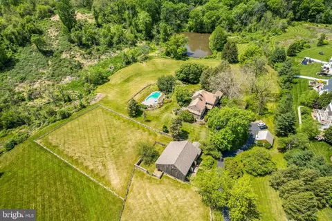 173 Candlewyck Dr, Avondale, PA 19311