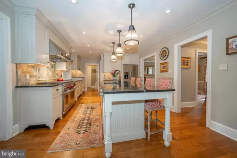 Kitchen - 938 Ivycroft Rd, Wayne, PA 19087 photo 5 of 11