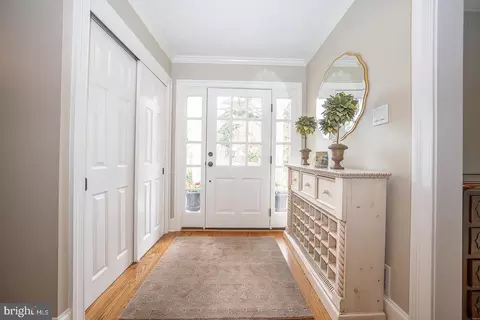 Entry Way - 938 Ivycroft Rd, Wayne, PA 19087 photo 1 of 5