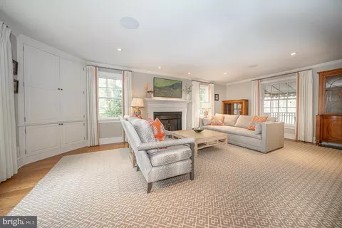 Living - 938 Ivycroft Rd, Wayne, PA 19087 photo 1 of 9