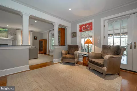Living - 938 Ivycroft Rd, Wayne, PA 19087 photo 4 of 9