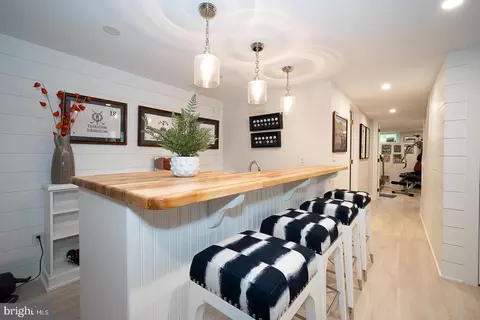 Kitchen - 938 Ivycroft Rd, Wayne, PA 19087 photo 10 of 11