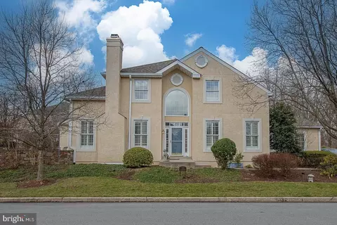 113 Loramie Cir #13, Berwyn, PA 19312