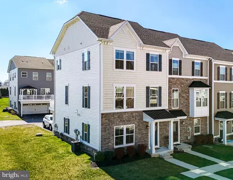 2008 Stargazers Rd, Romansville, PA 19320