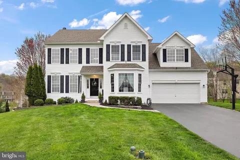 293 Hidden Creek Dr, Downingtown, PA 19335