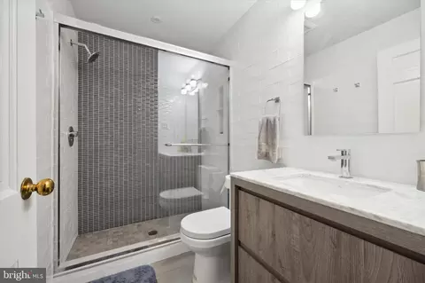 Bath - 1160 Thomas Rd, Wayne, PA 19087 photo 4 of 4