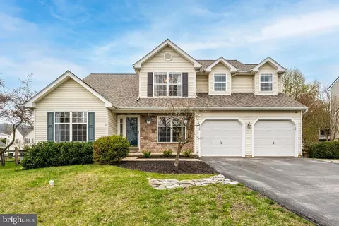 126 Garden View Dr, Thorndale, PA 19372